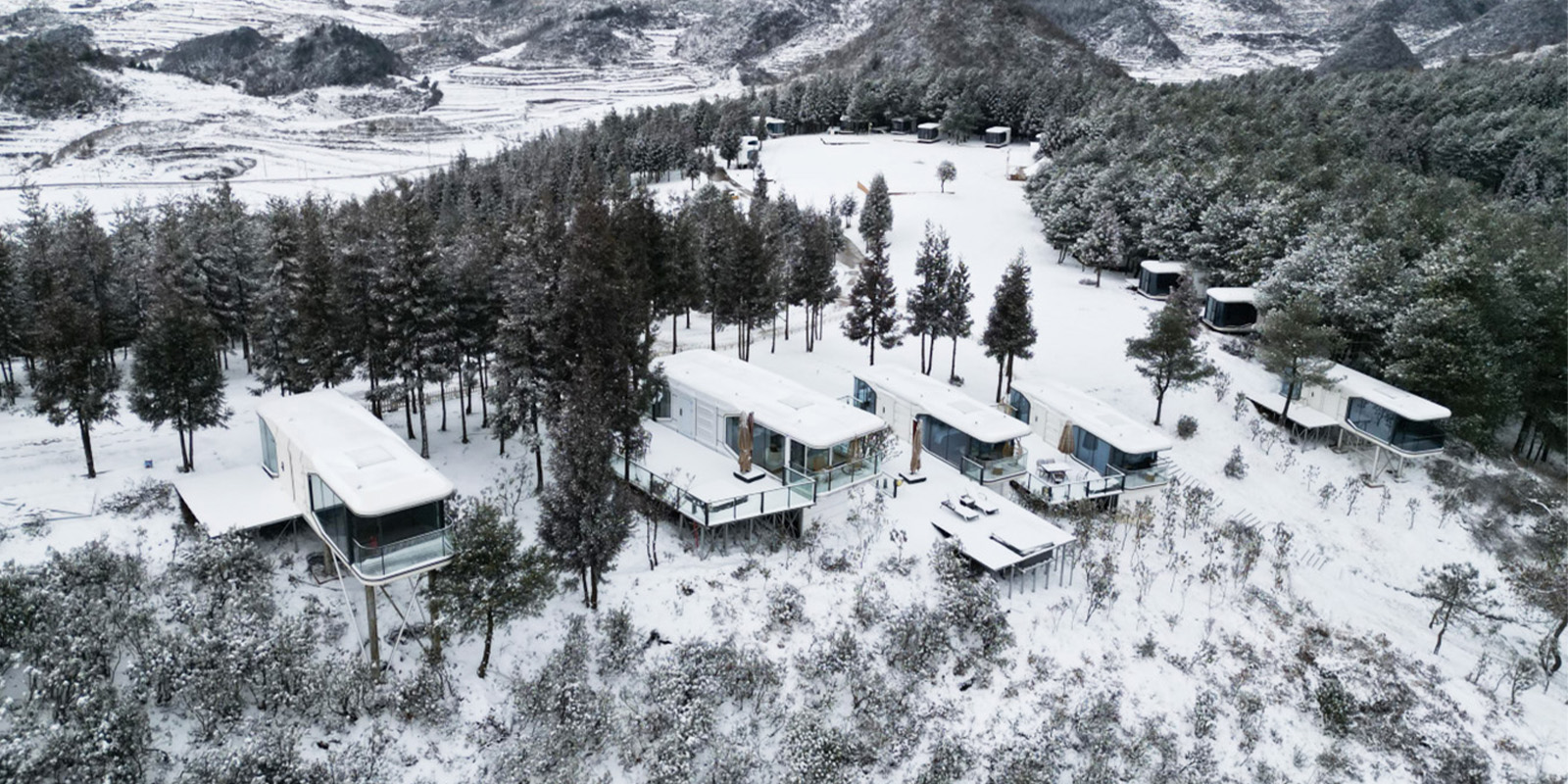 Off-Grid Capsule Homes